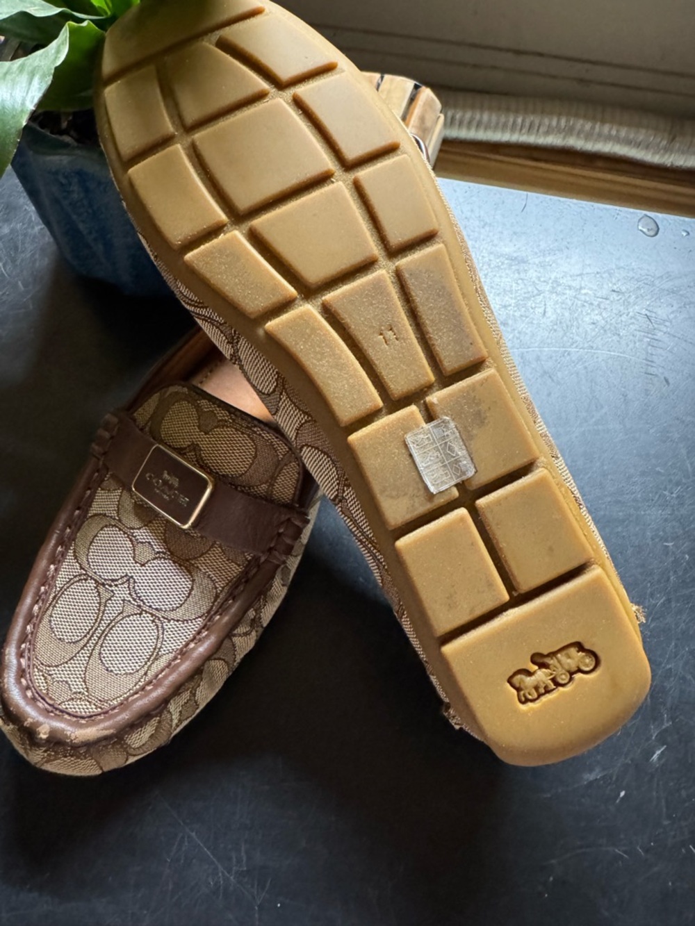 Coach Tan & Brown Signature Canvas Penny Loafers Size 11 Great Condition - Picture 10 of 13